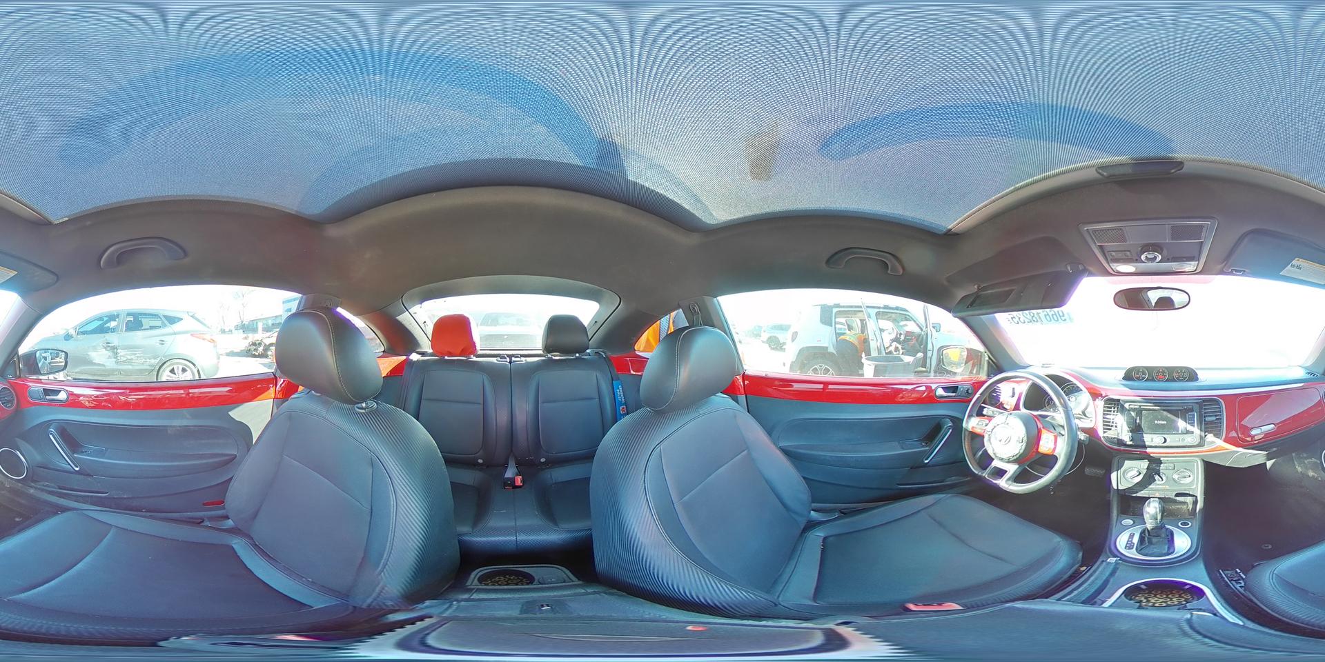2013 VOLKSWAGEN Beetle