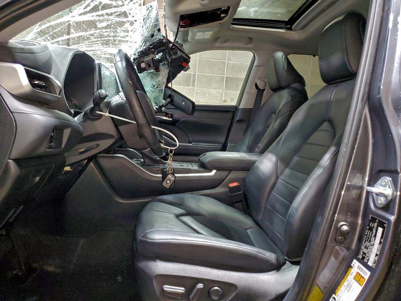 2020 TOYOTA HIGHLANDER