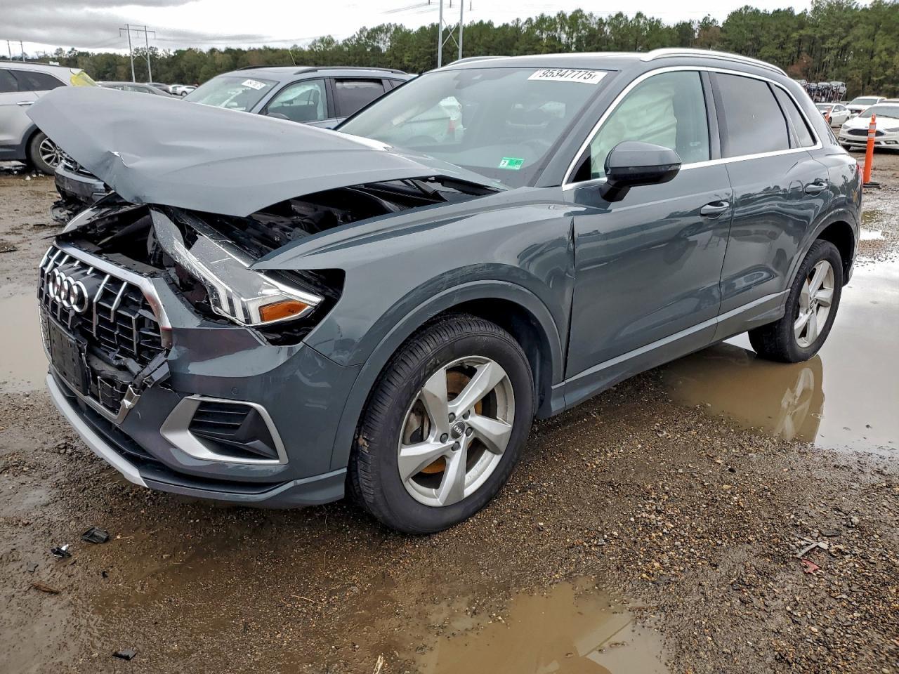 2019 AUDI Q3