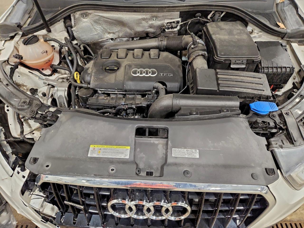 2015 AUDI Q3
