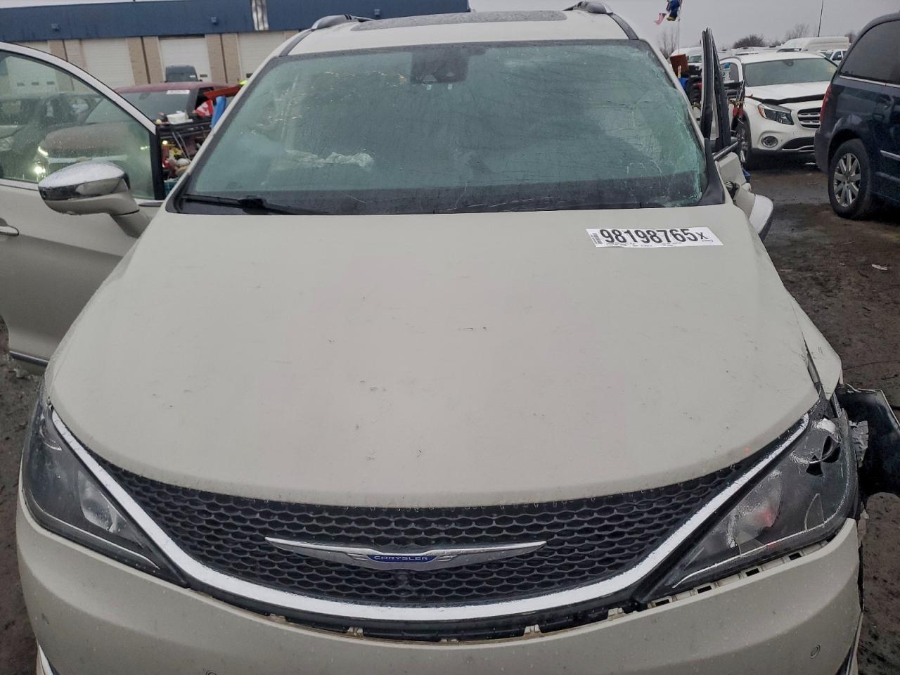 2020 CHRYSLER Pacifica