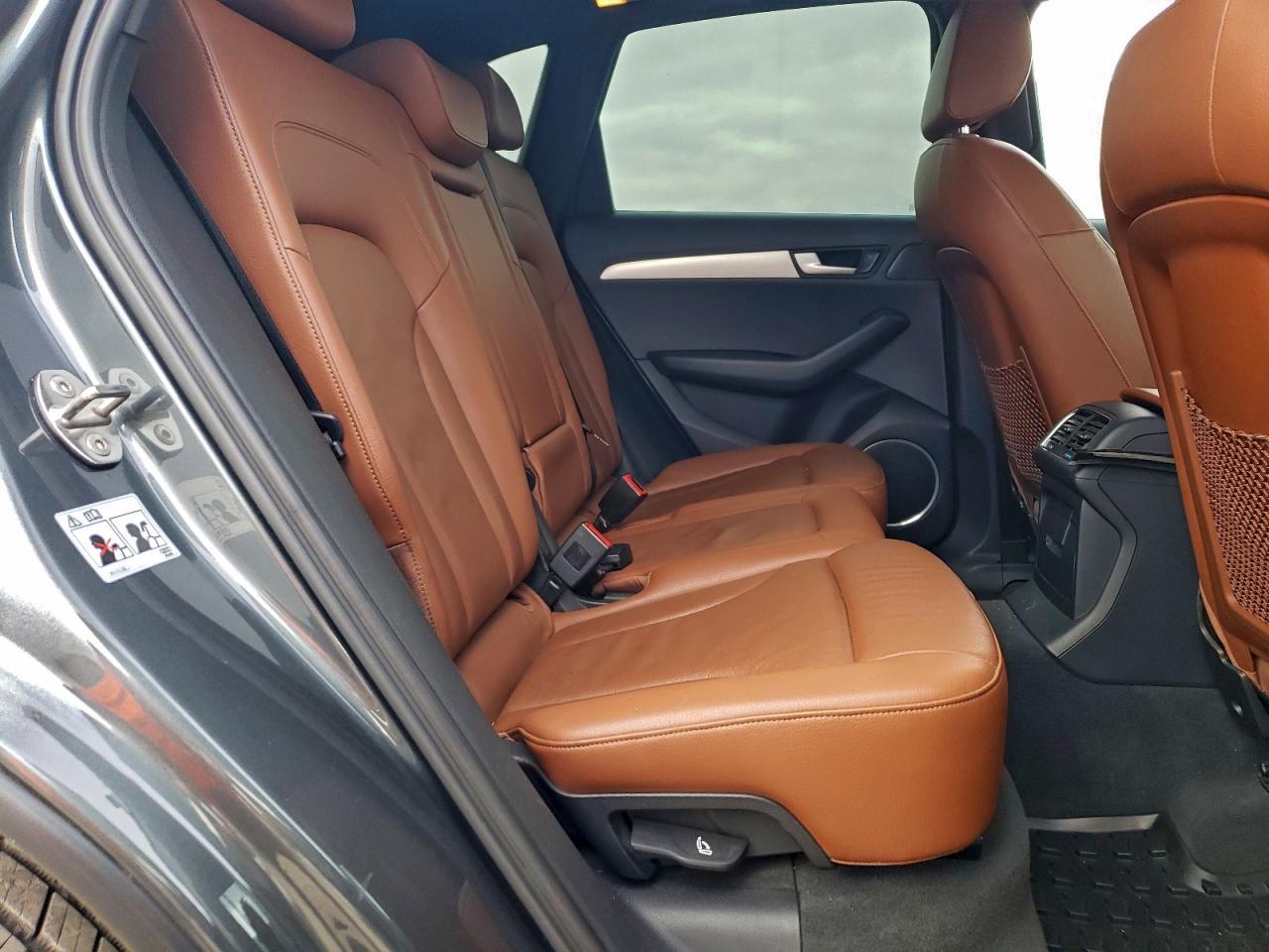 2012 AUDI Q5