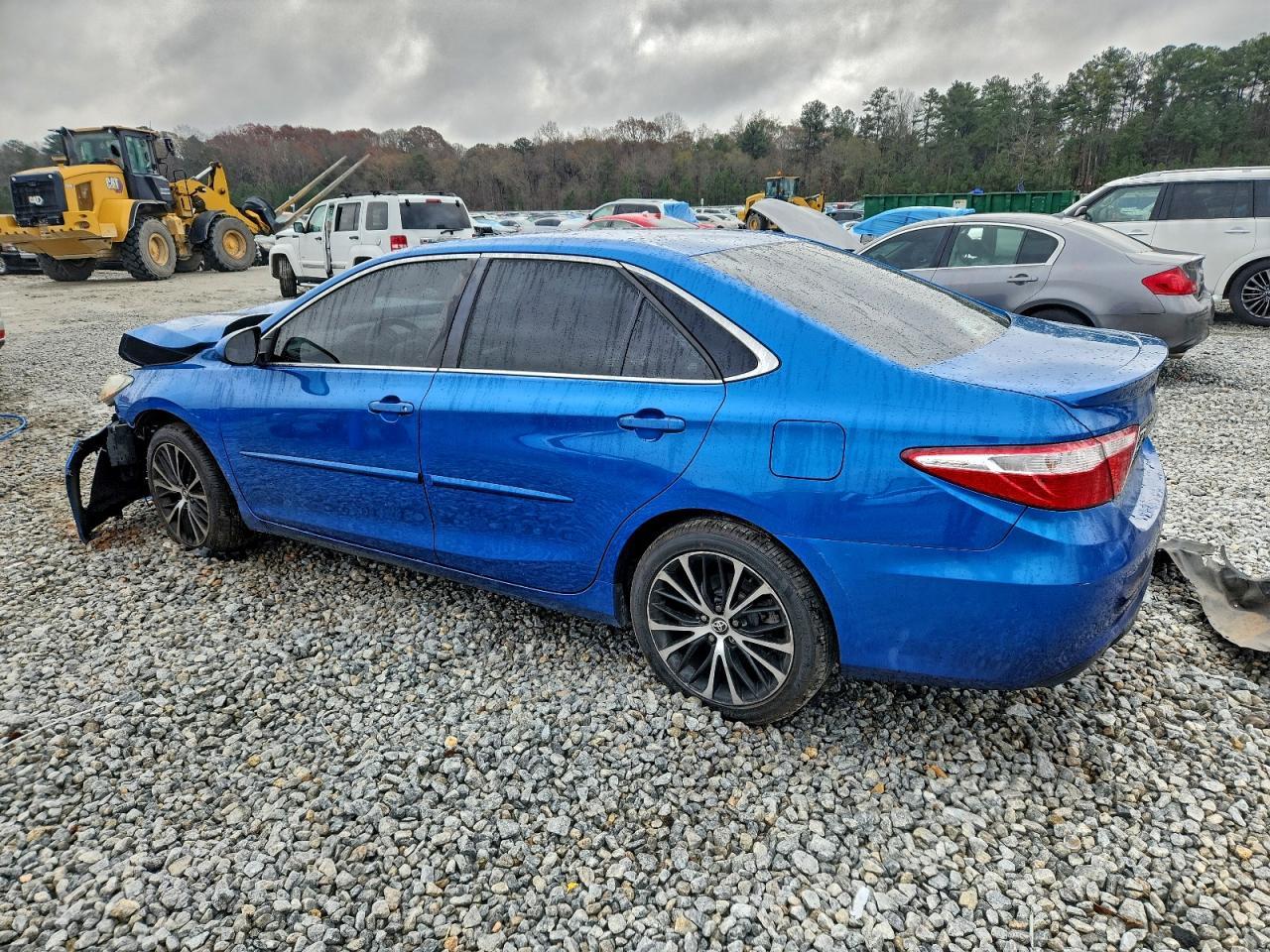 2017 TOYOTA CAMRY