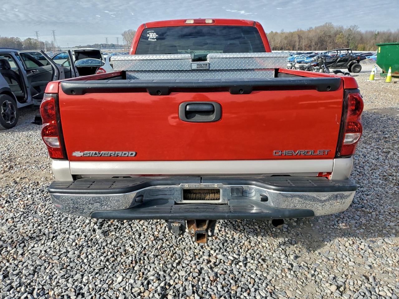 2004 CHEVROLET Silverado