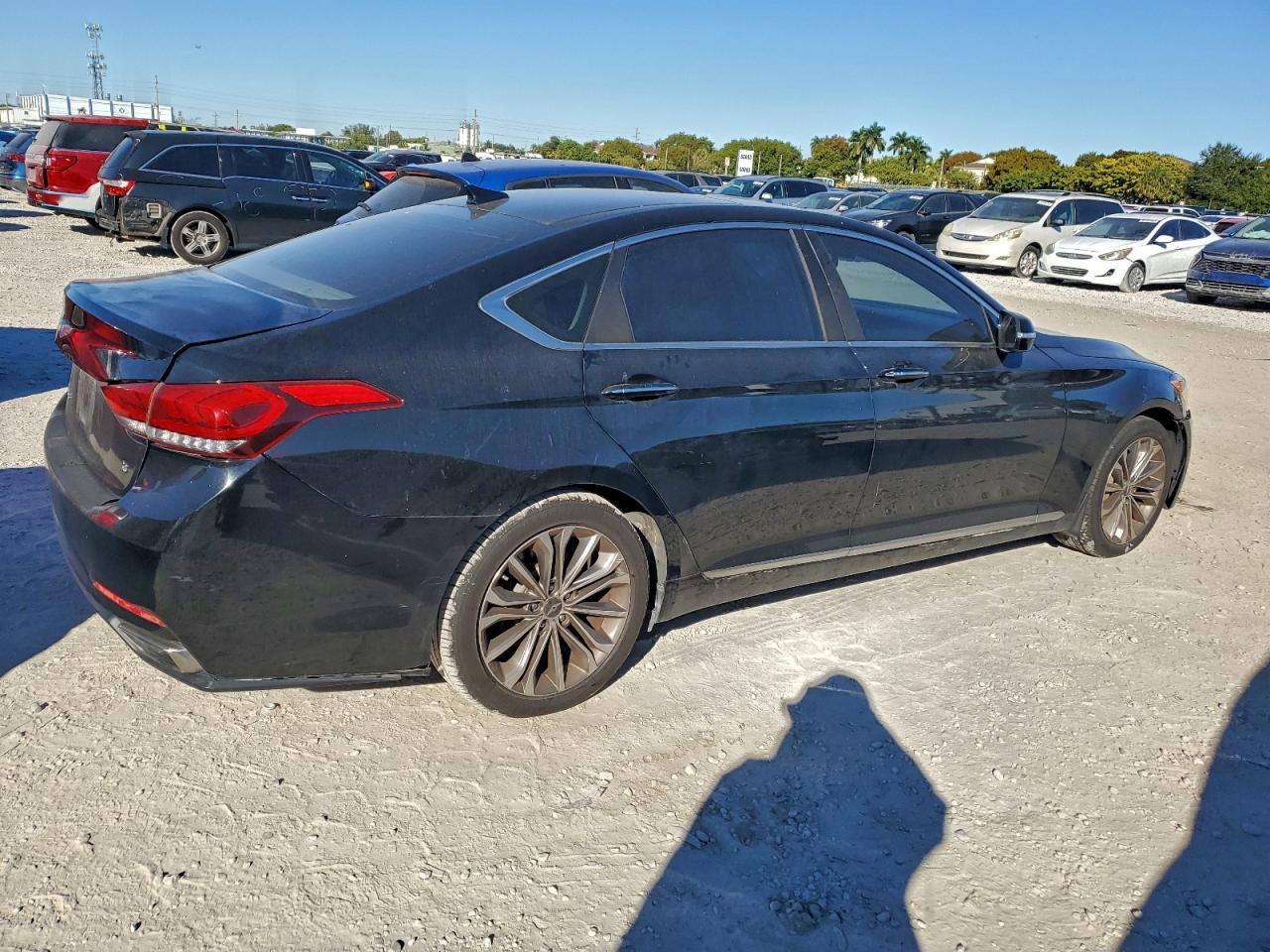 2015 HYUNDAI GENESIS