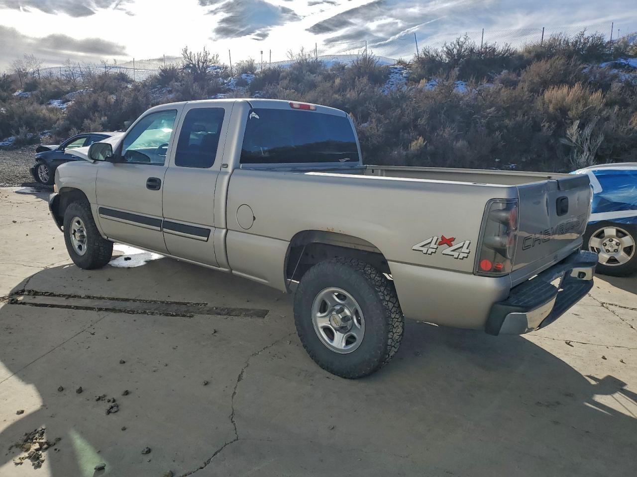 2004 CHEVROLET Silverado