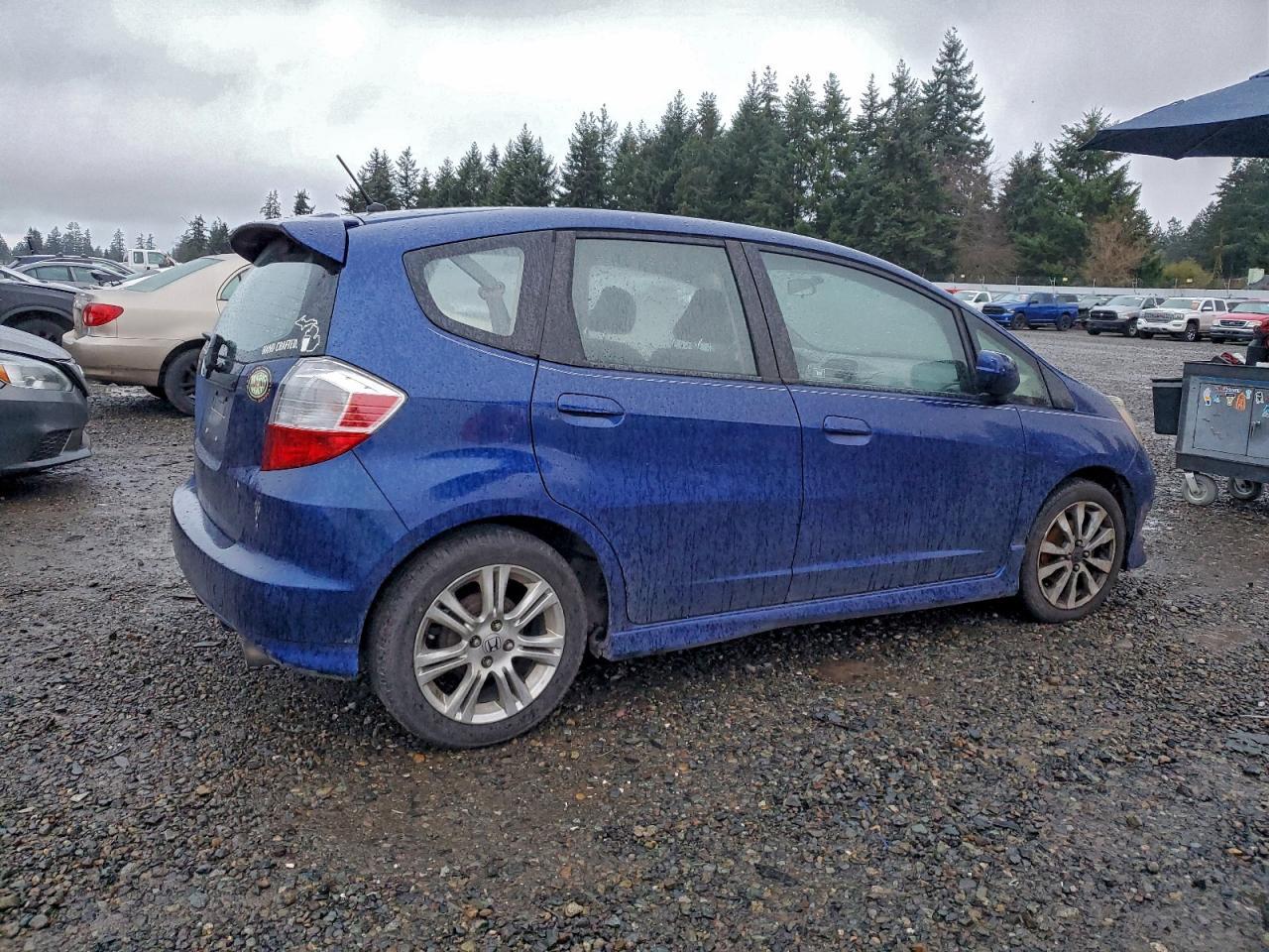 2013 HONDA FIT