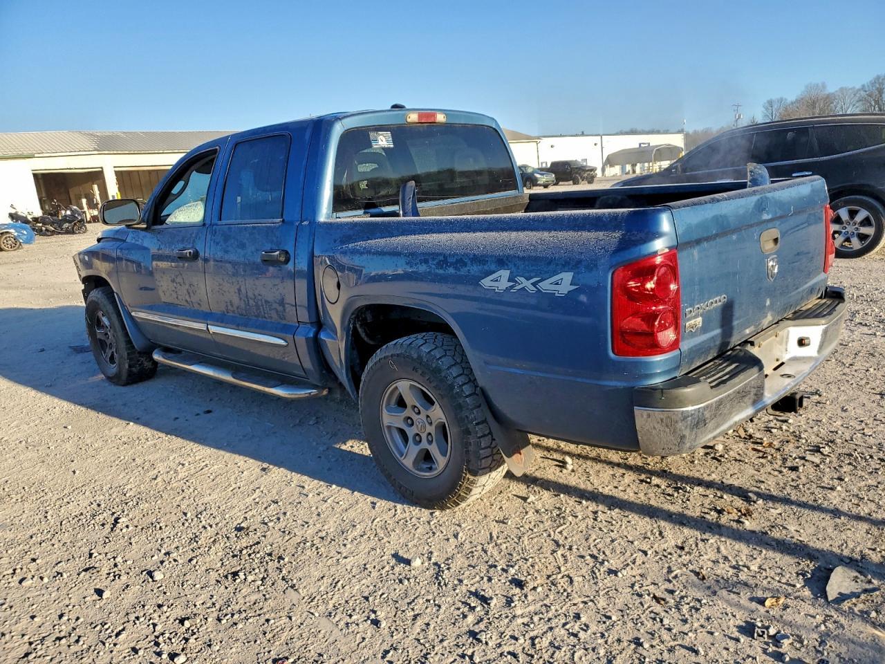 2005 DODGE Dakota