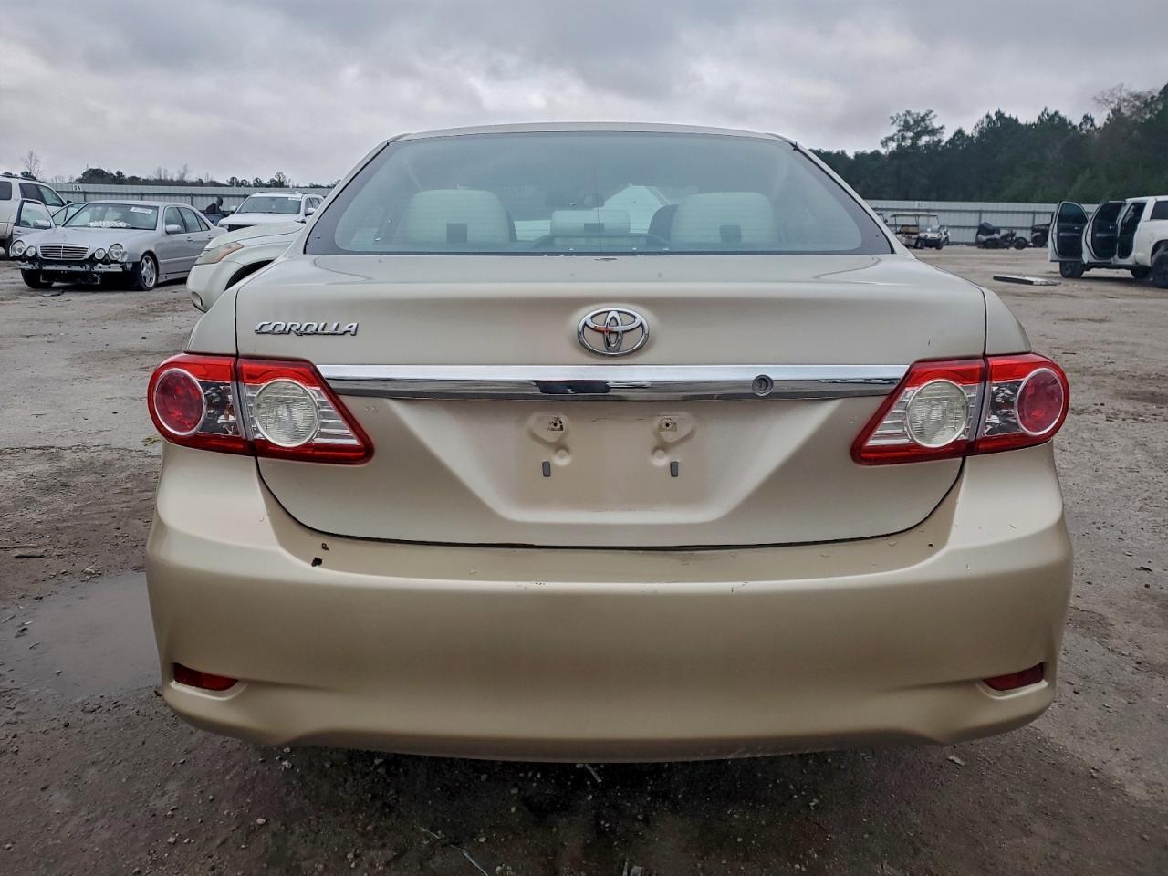 2013 TOYOTA COROLLA