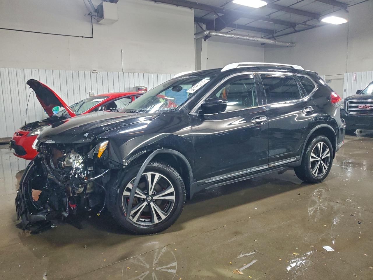 2017 NISSAN ROGUE