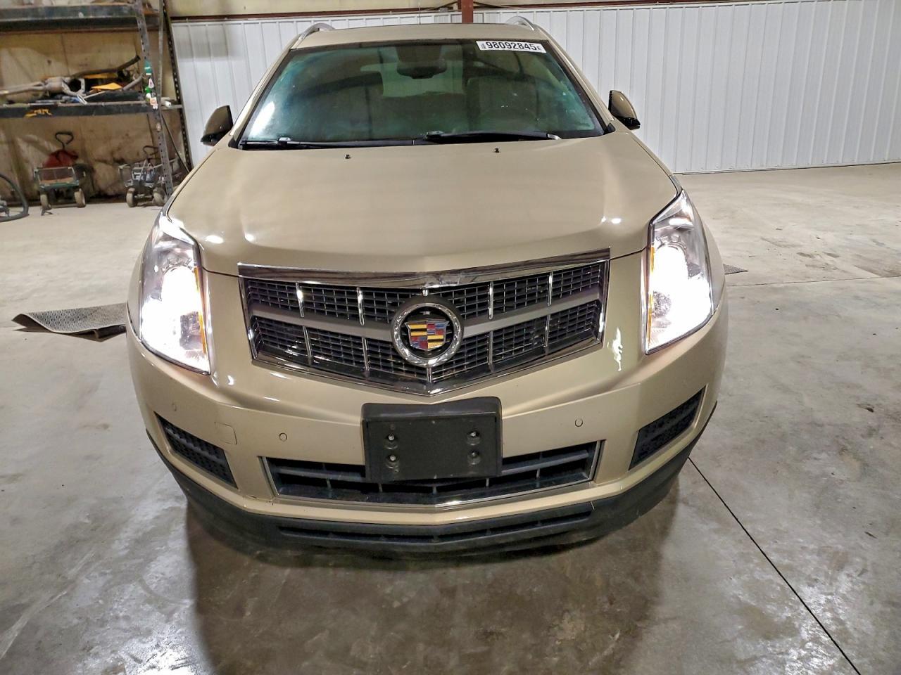 2010 CADILLAC SRX