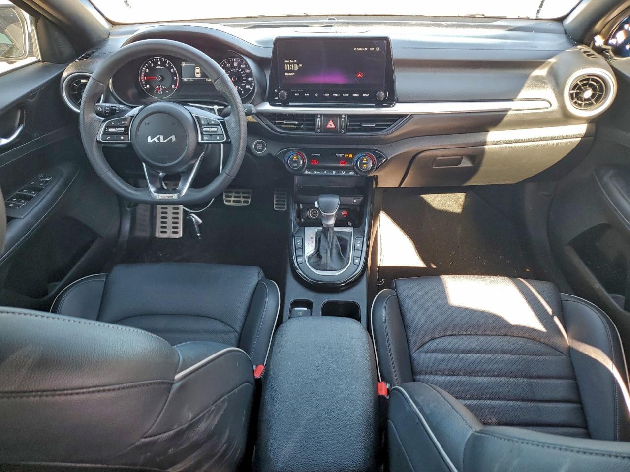 2024 KIA FORTE