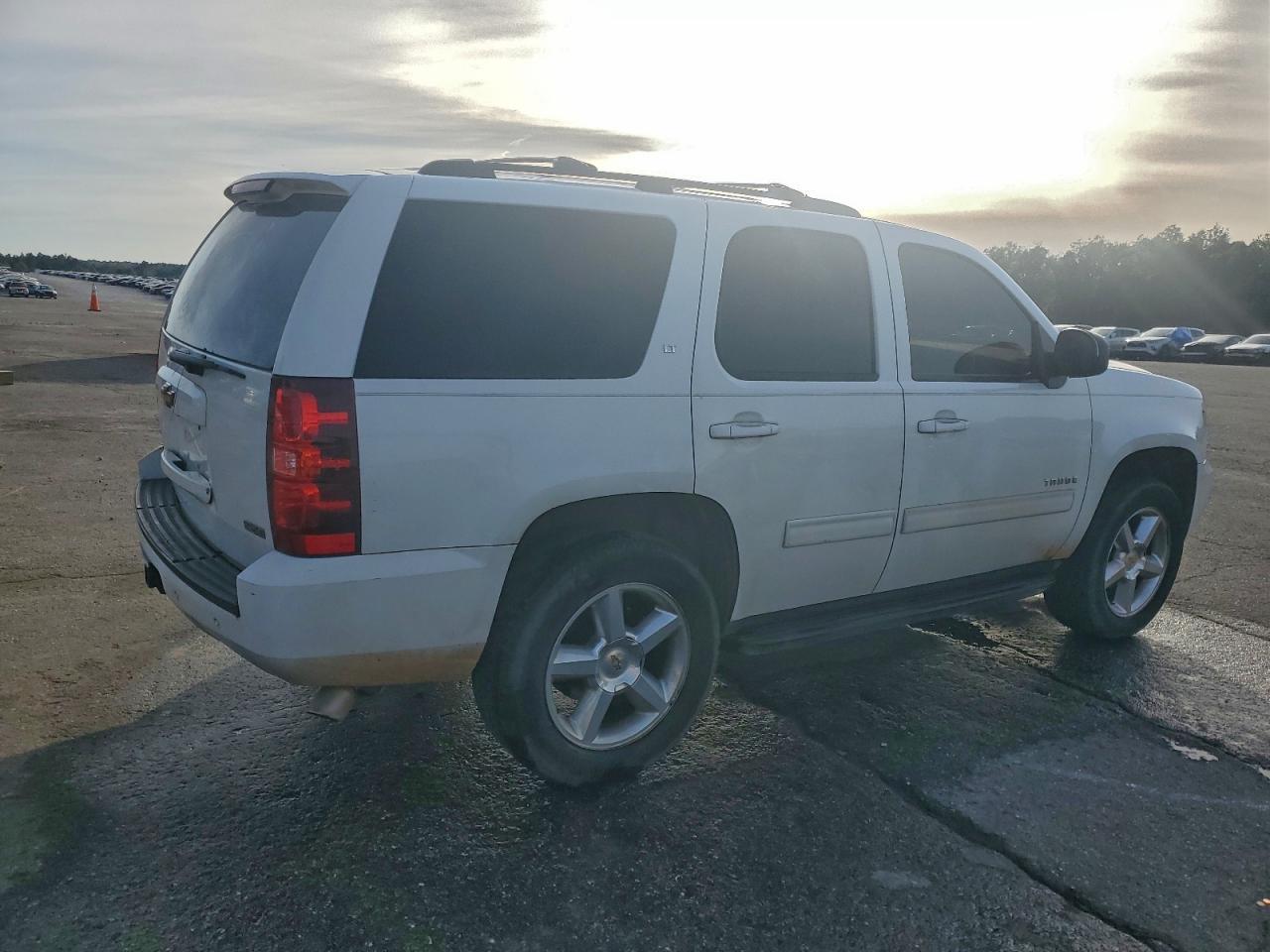 2010 CHEVROLET Tahoe