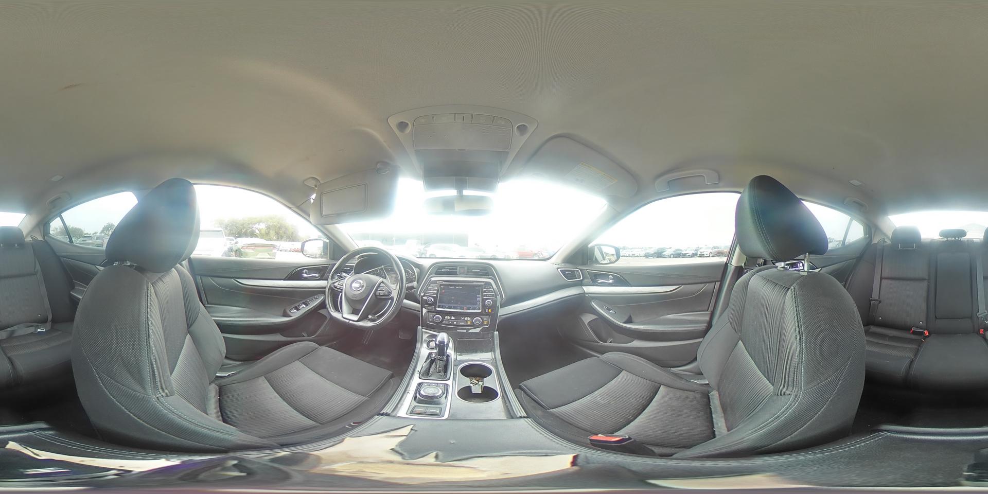 2017 NISSAN Maxima