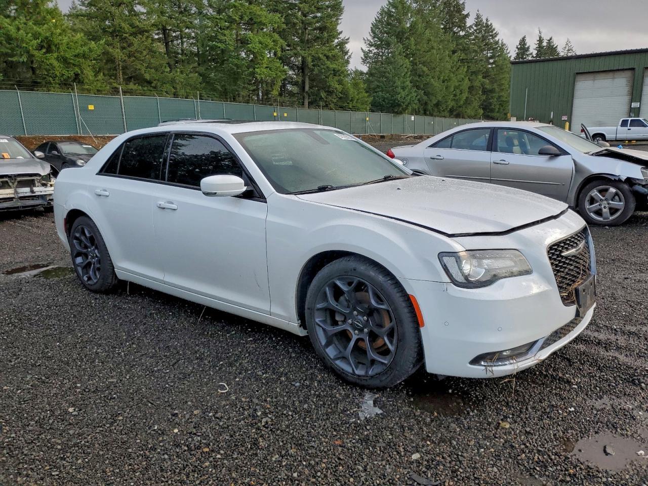 2020 CHRYSLER 300