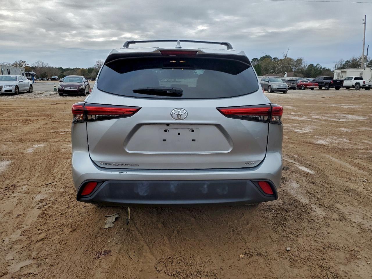 2022 TOYOTA HIGHLANDER