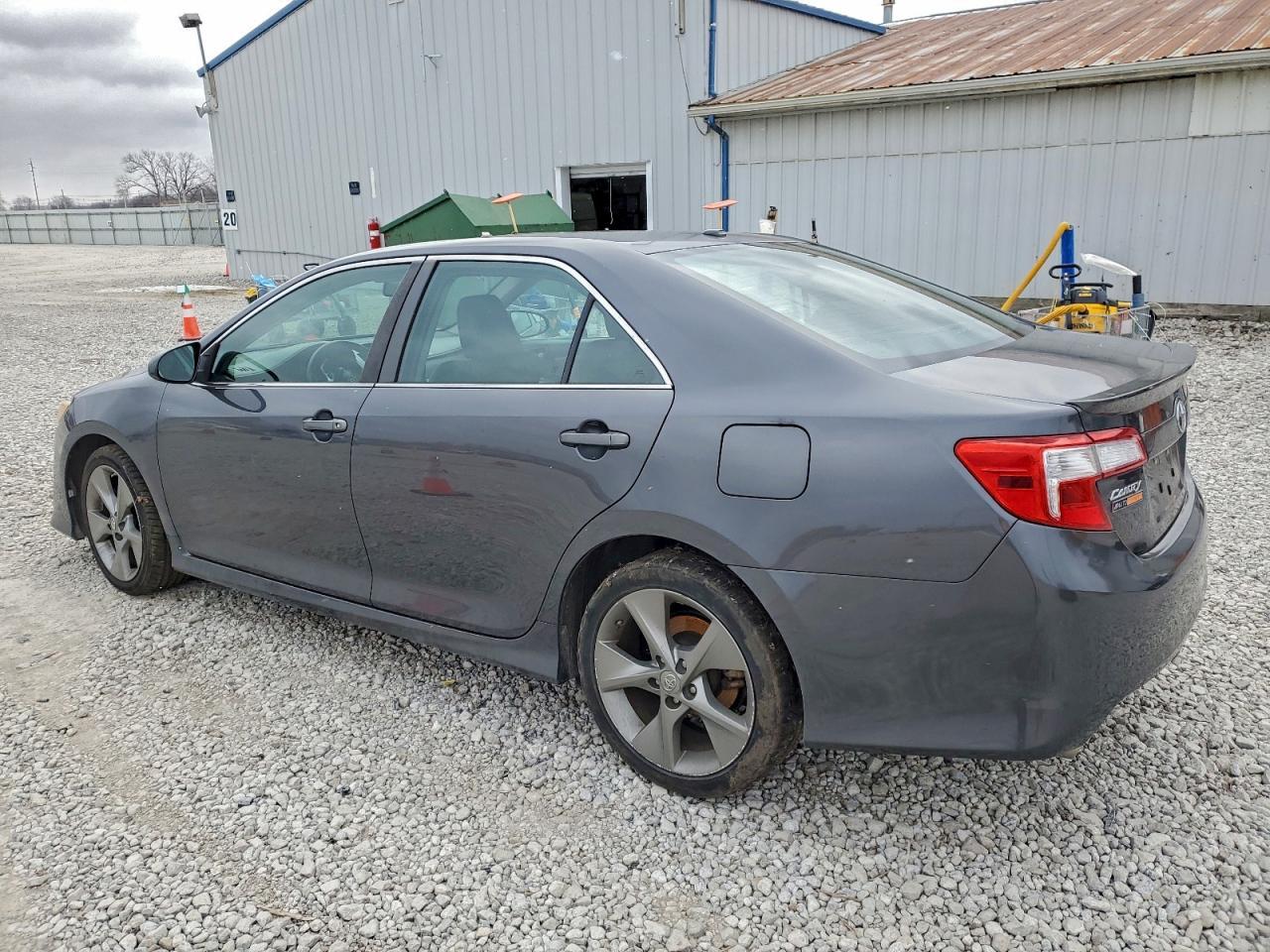 2012 TOYOTA CAMRY