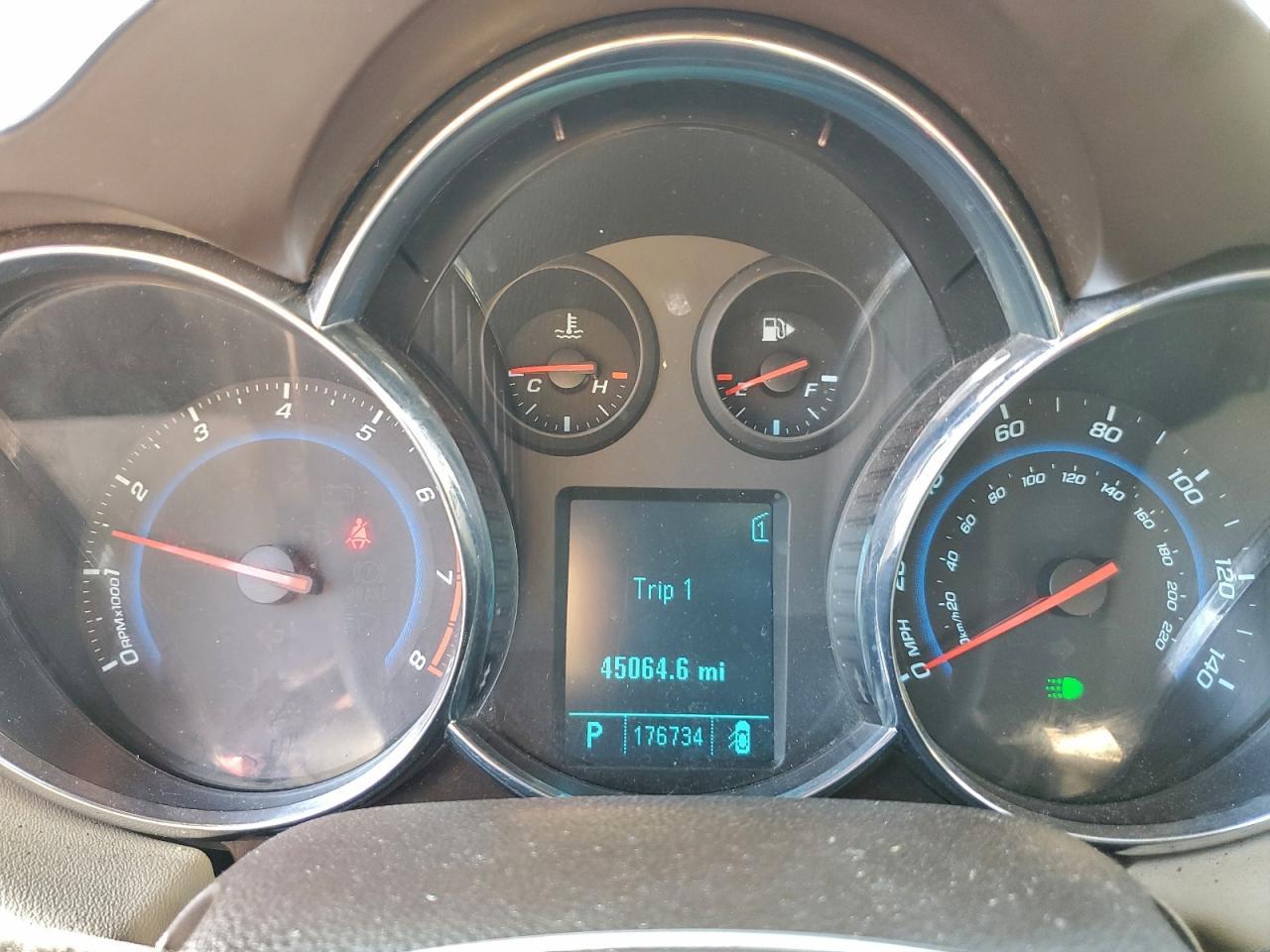 2011 CHEVROLET CRUZE