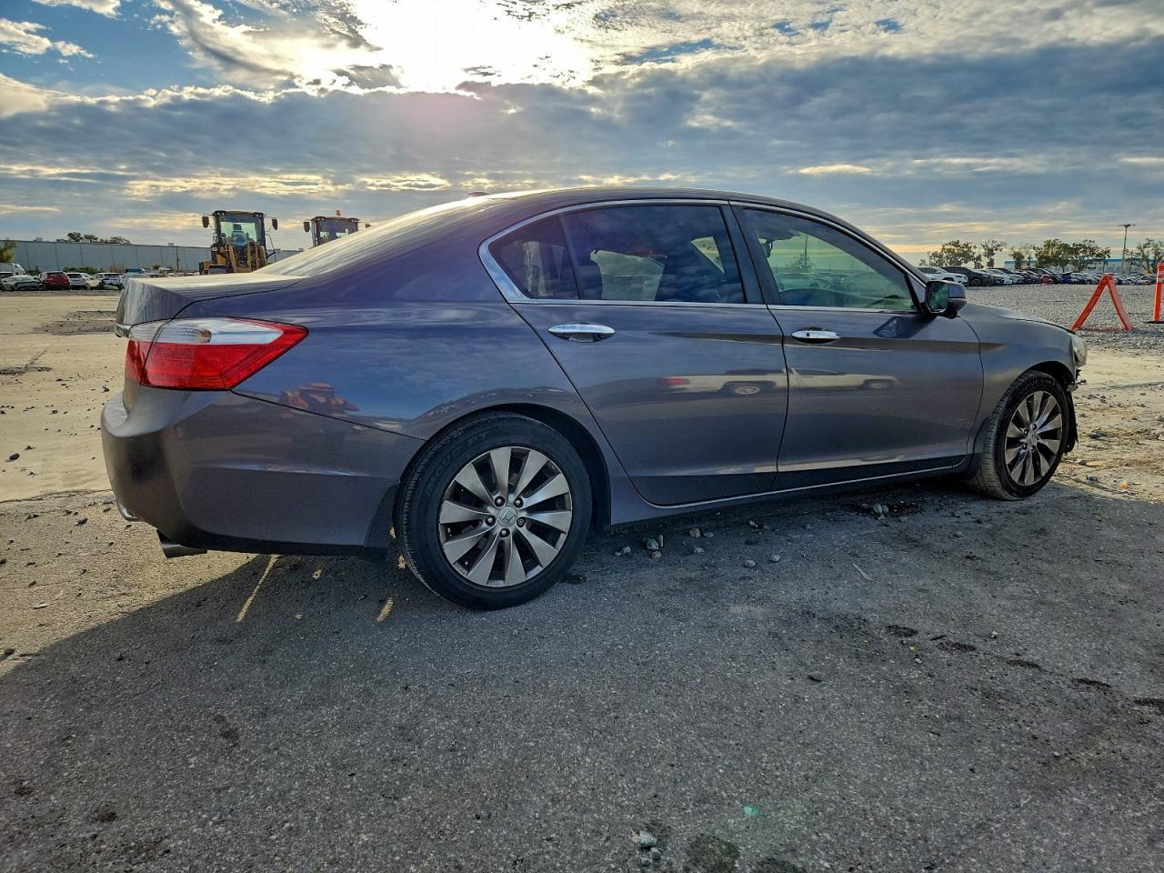 2015 HONDA ACCORD