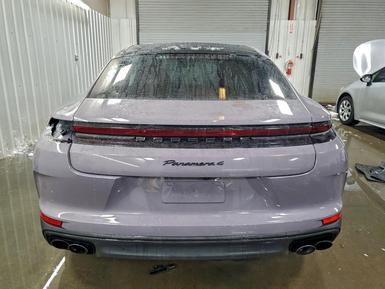 2024 PORSCHE Panamera