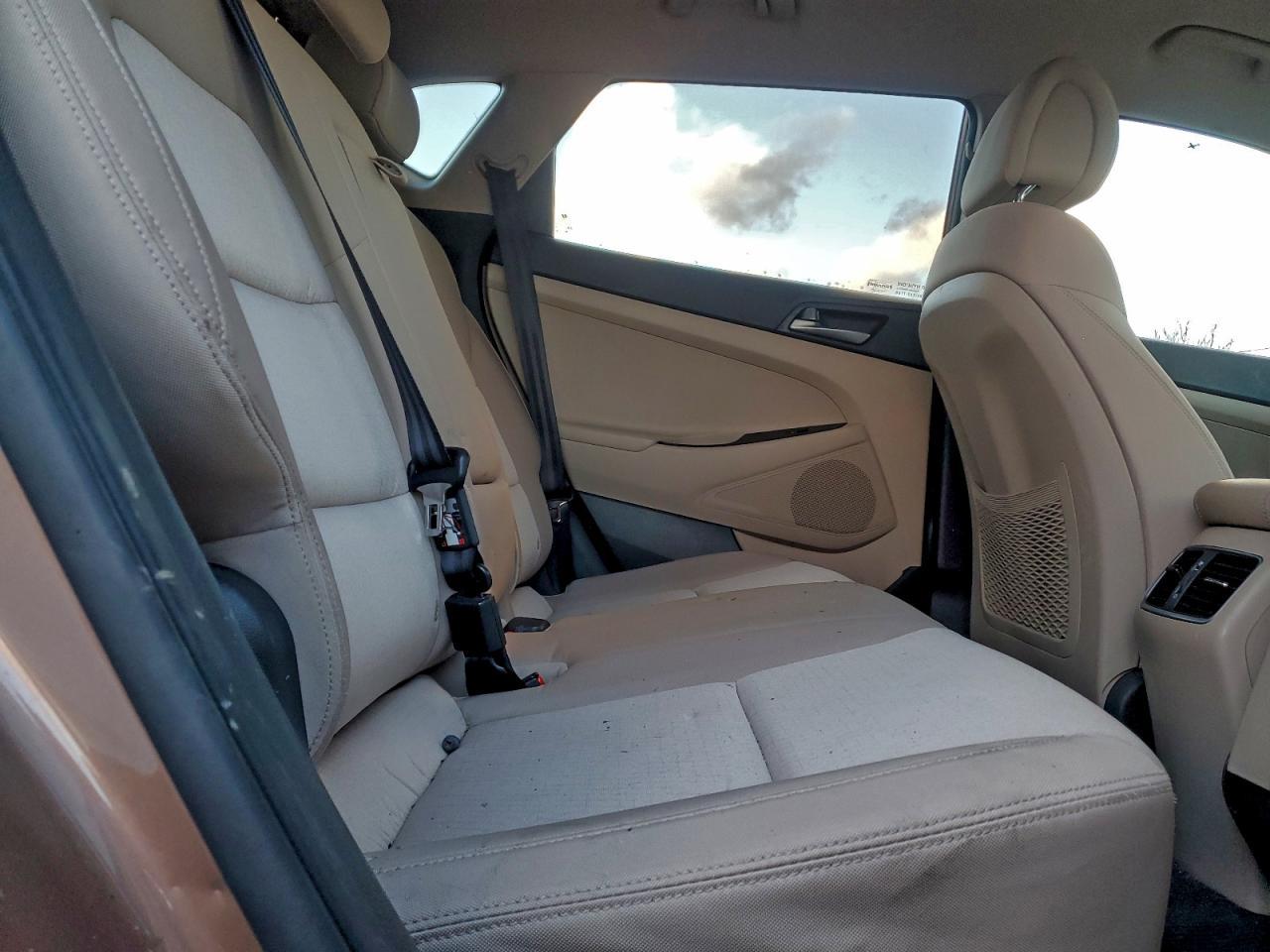 2017 HYUNDAI TUCSON