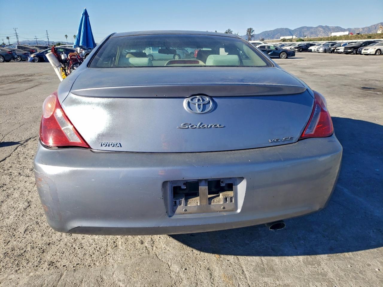 2005 TOYOTA CAMRY