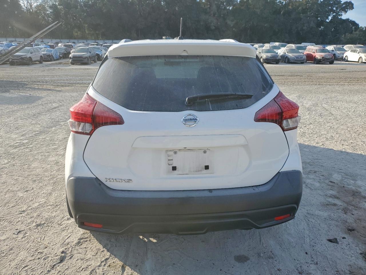 2019 NISSAN KICKS