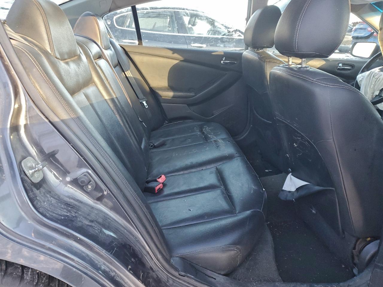2011 NISSAN ALTIMA