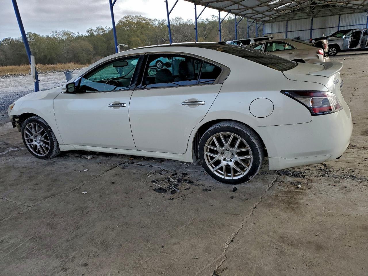 2013 NISSAN Maxima