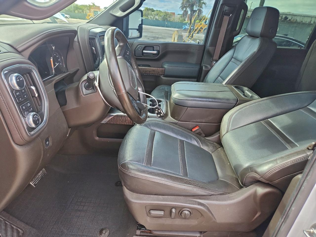 2023 GMC Sierra