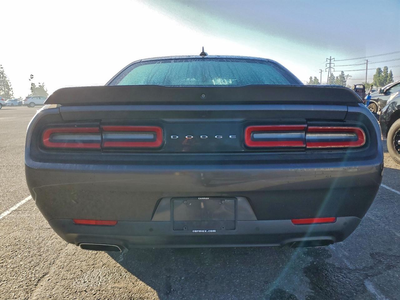 2016 DODGE Challenger