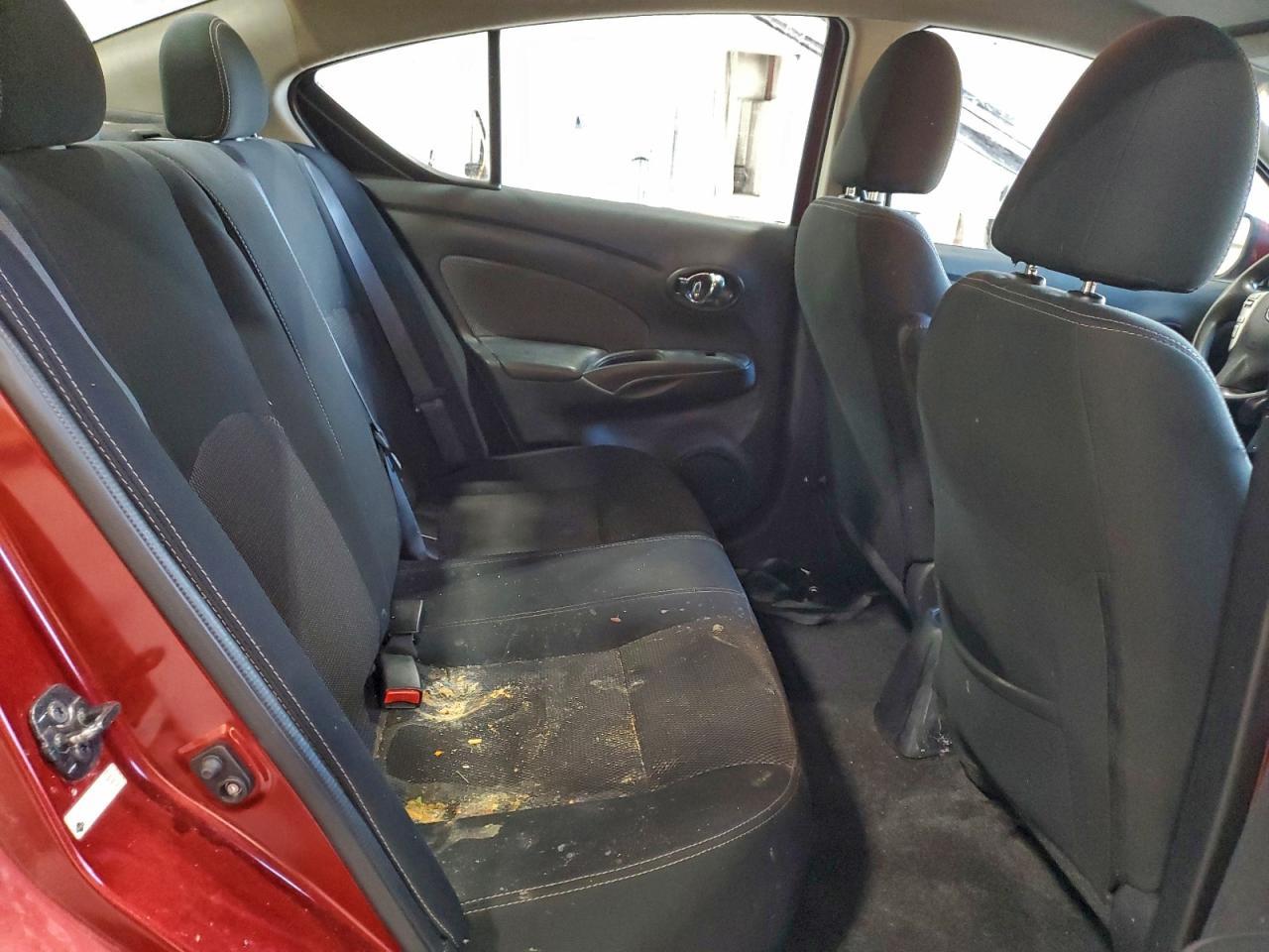2016 NISSAN VERSA