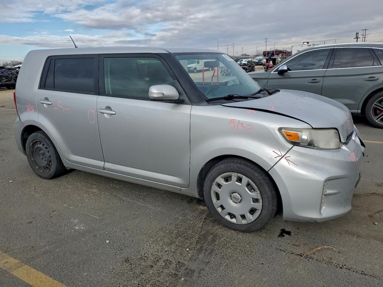 2014 TOYOTA SCION