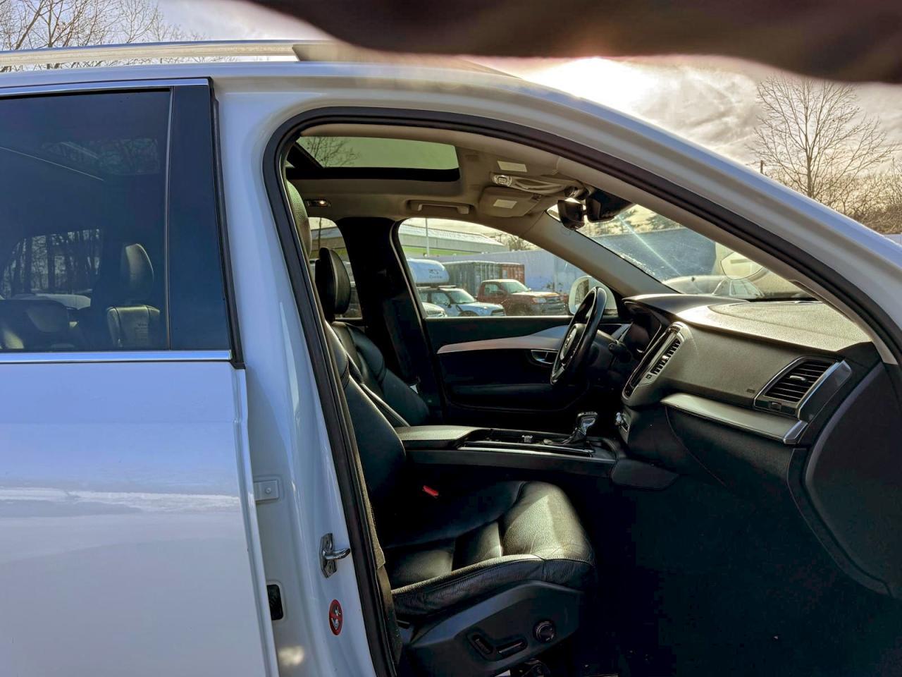 2018 VOLVO XC90