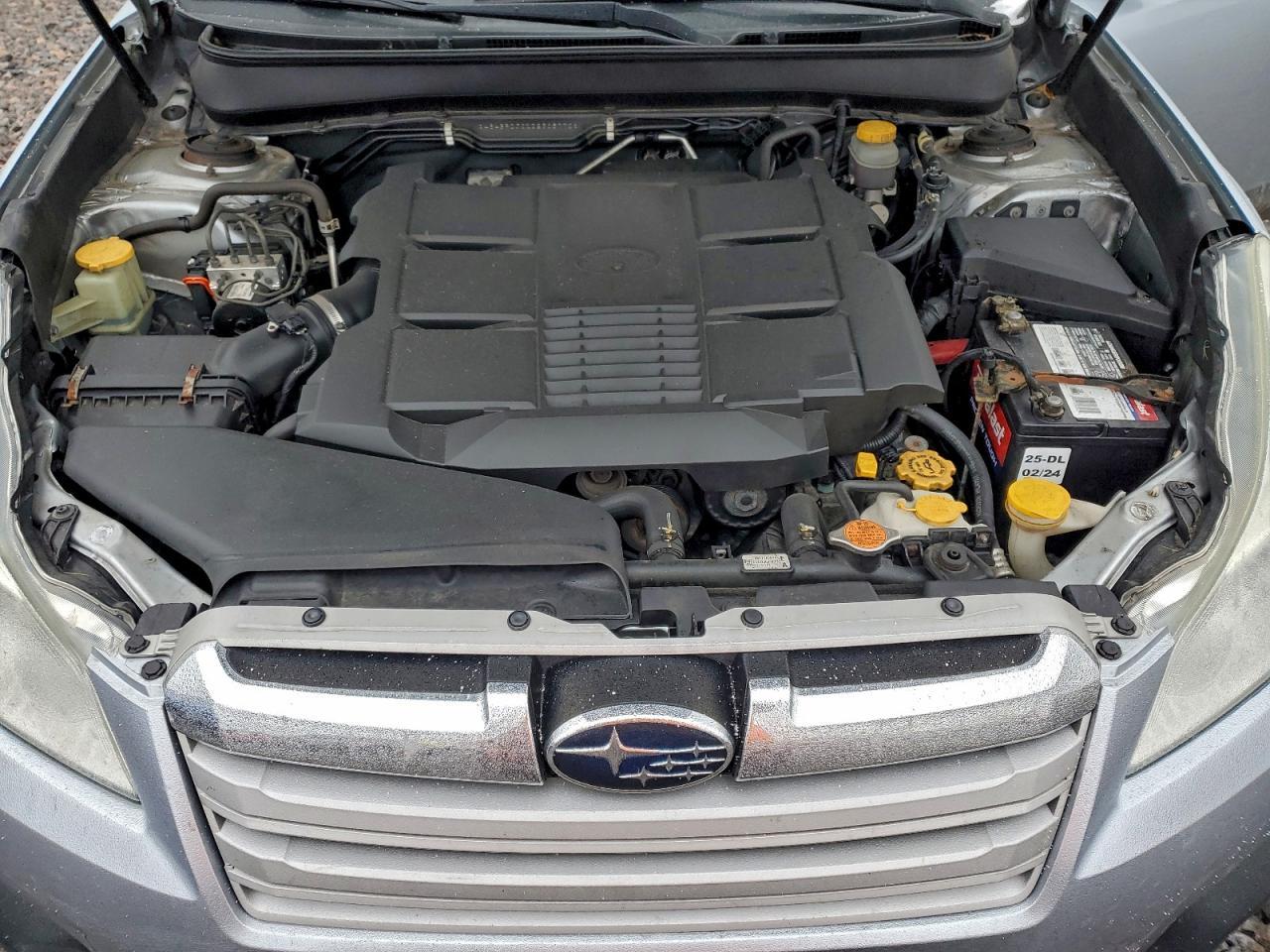 2013 SUBARU Outback