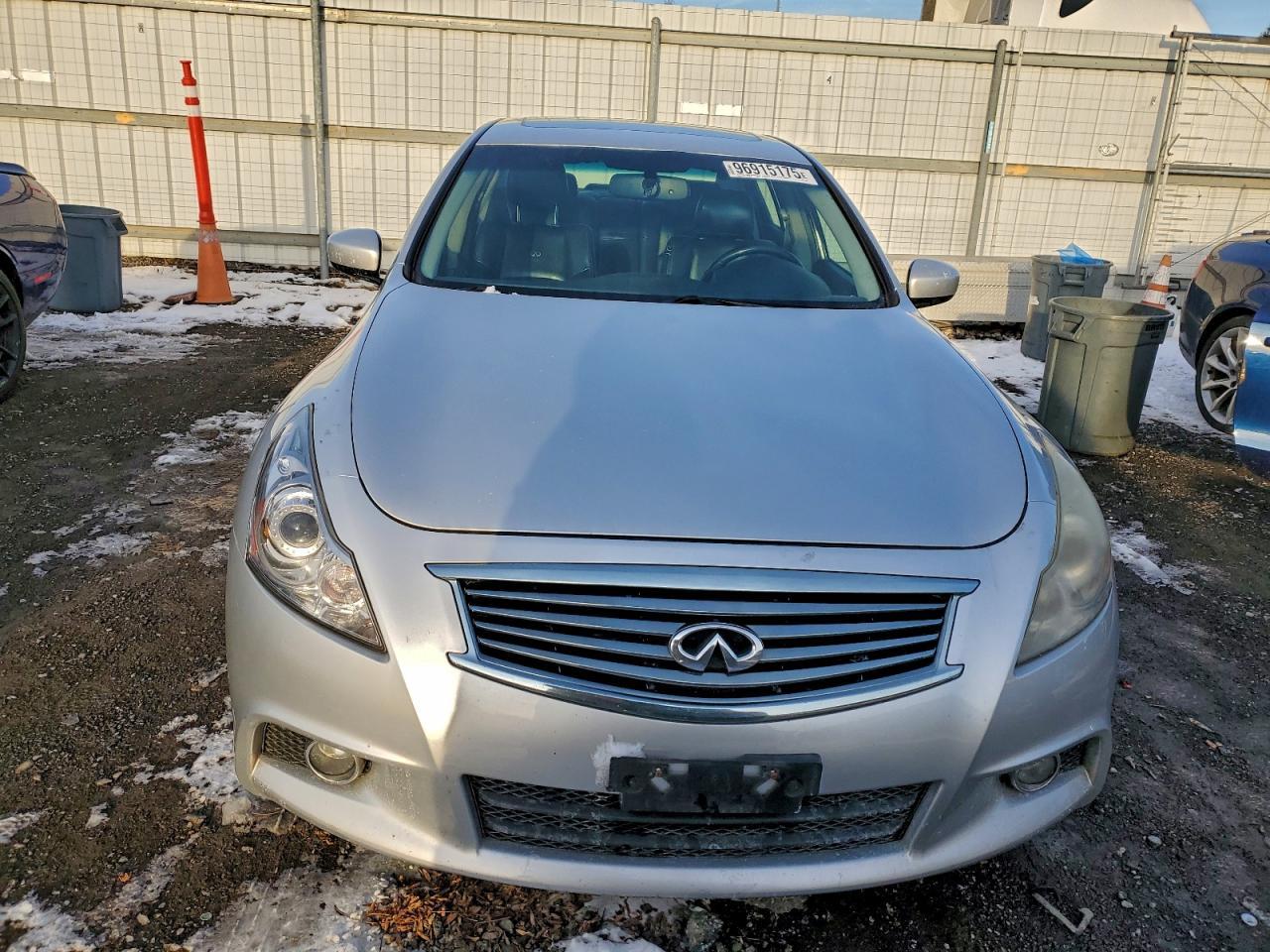 2013 INFINITI G37