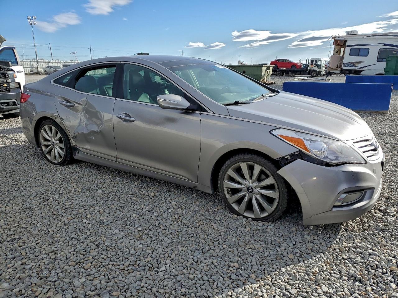 2014 HYUNDAI Azera