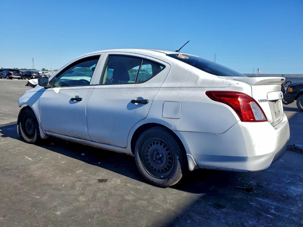2018 NISSAN VERSA