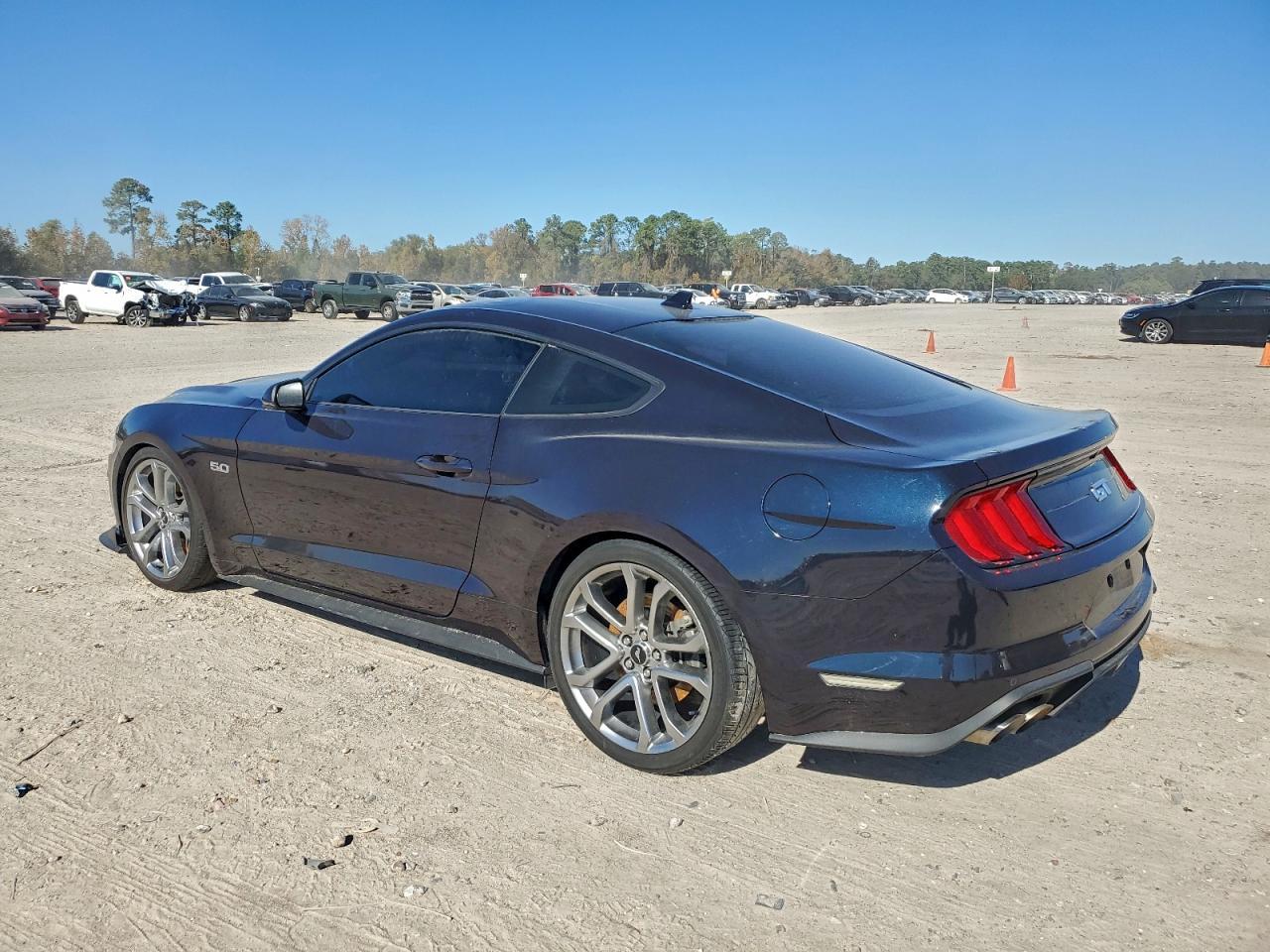 2022 FORD MUSTANG
