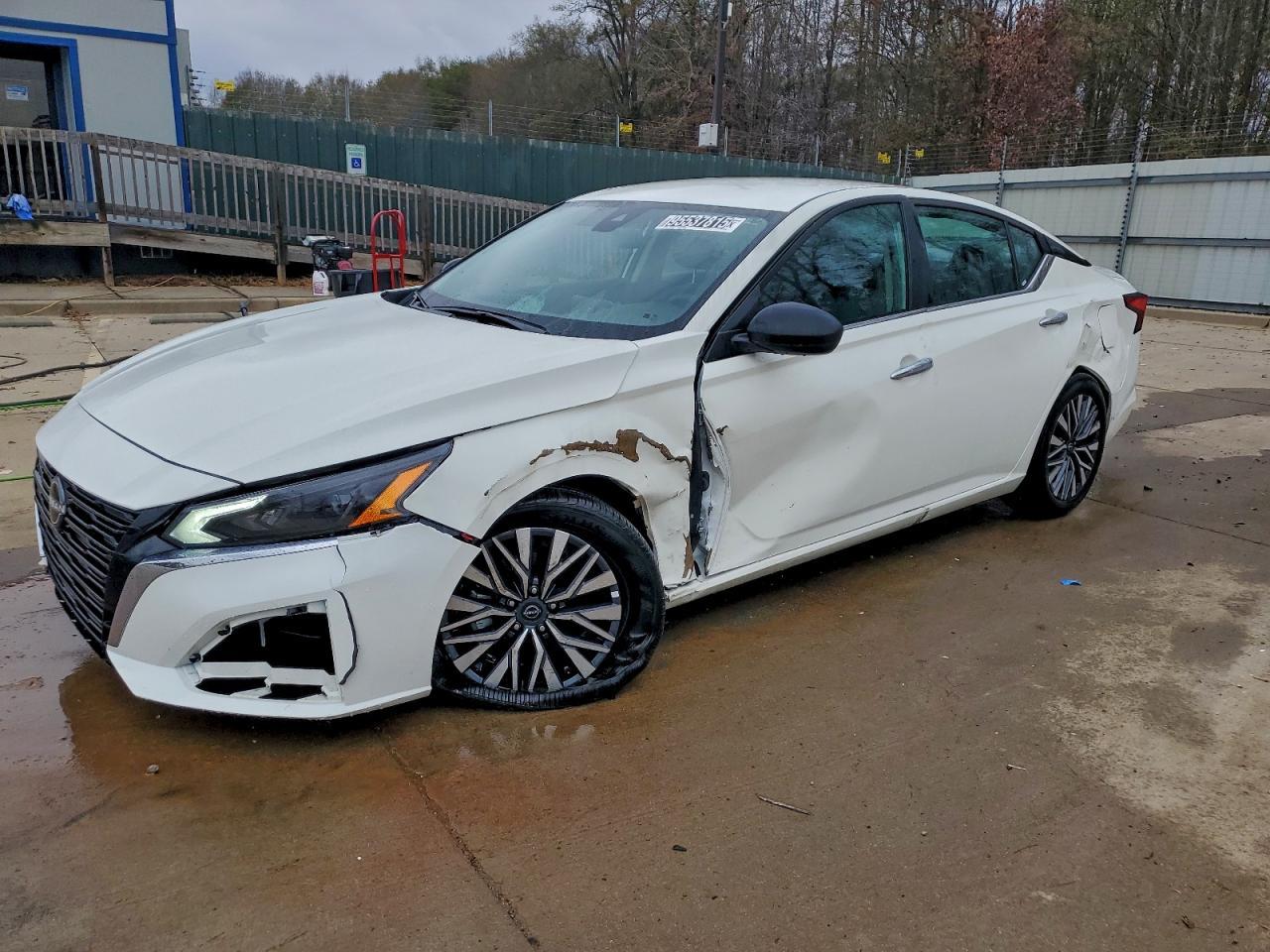 2025 NISSAN ALTIMA