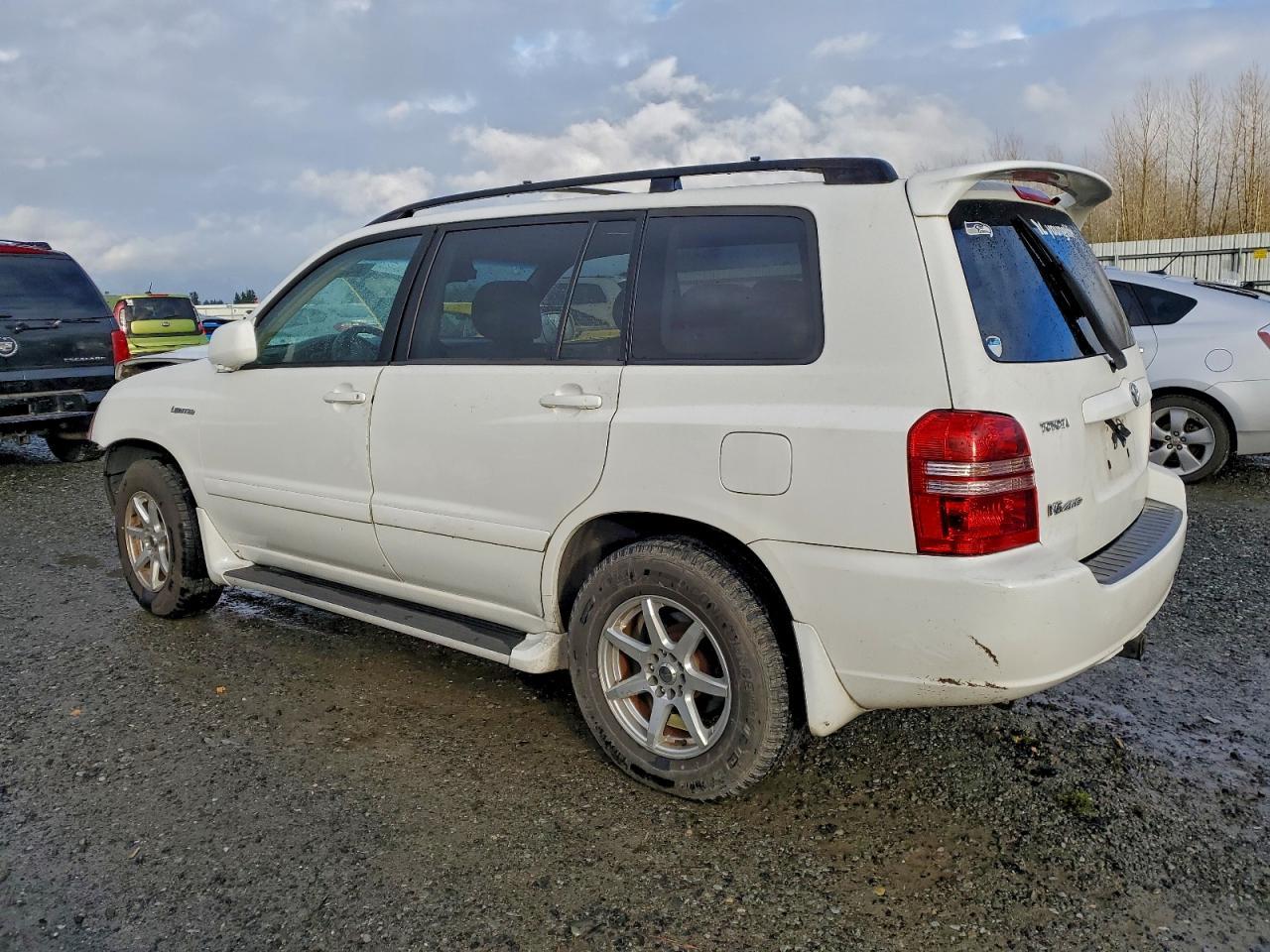 2003 TOYOTA HIGHLANDER