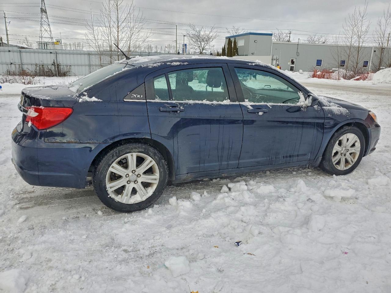 2013 CHRYSLER 200
