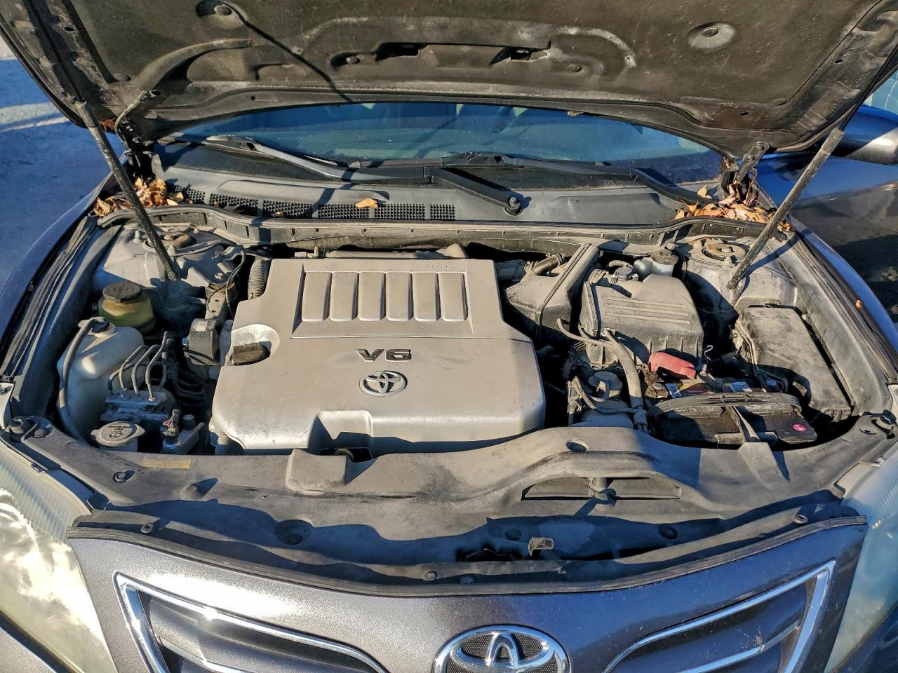 2011 TOYOTA CAMRY