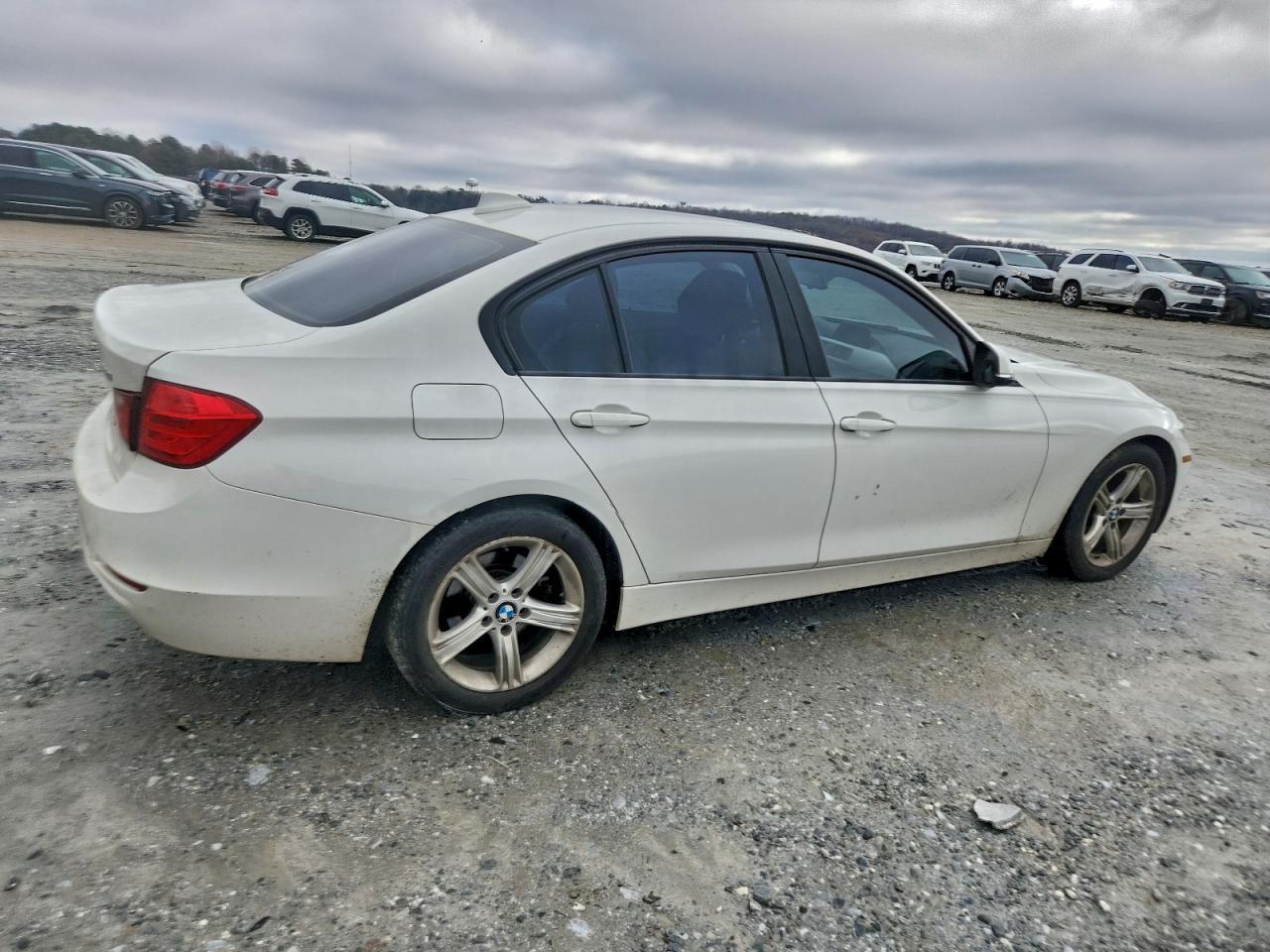 2013 BMW 3 SERIES
