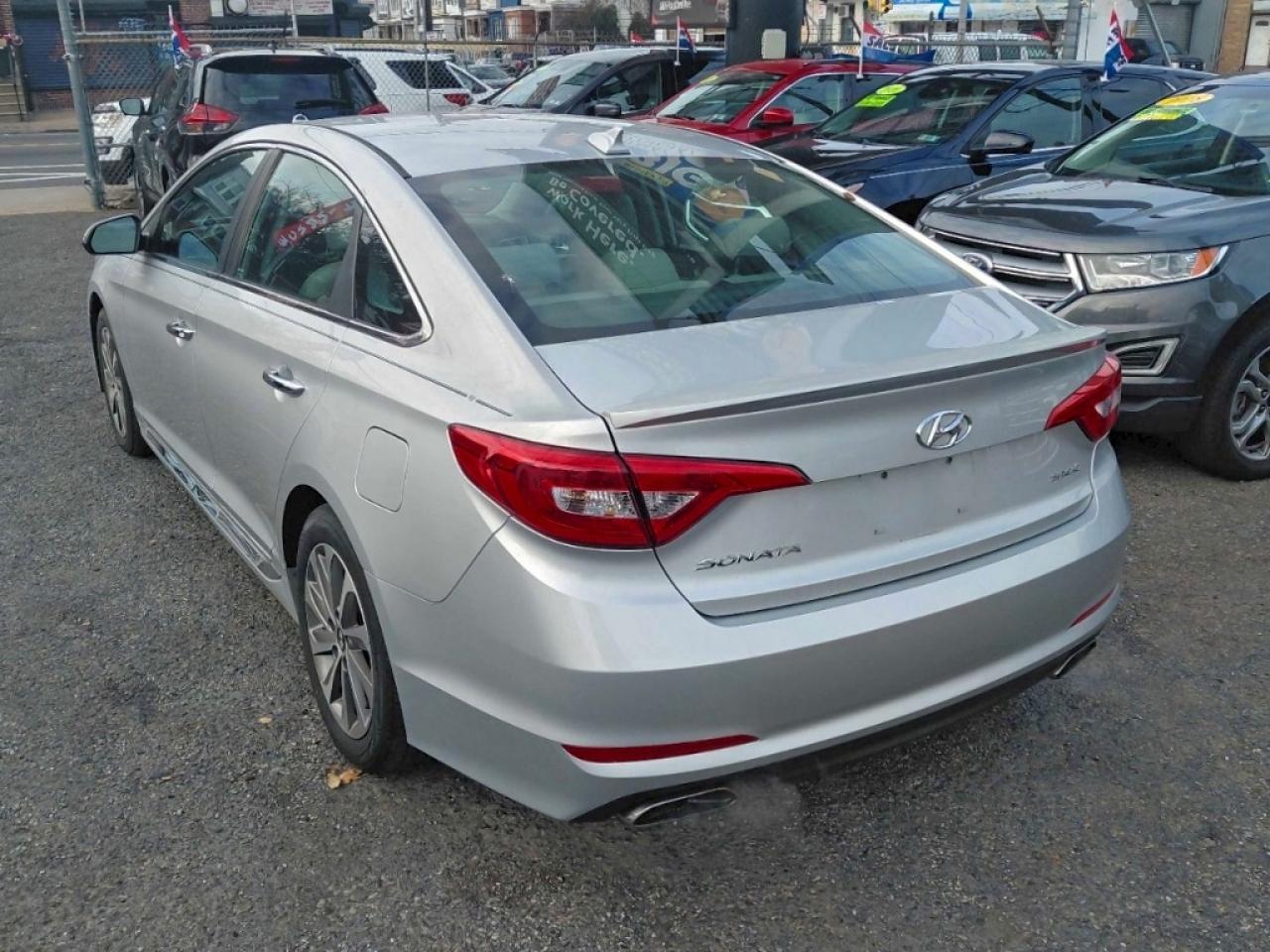 2015 HYUNDAI SONATA