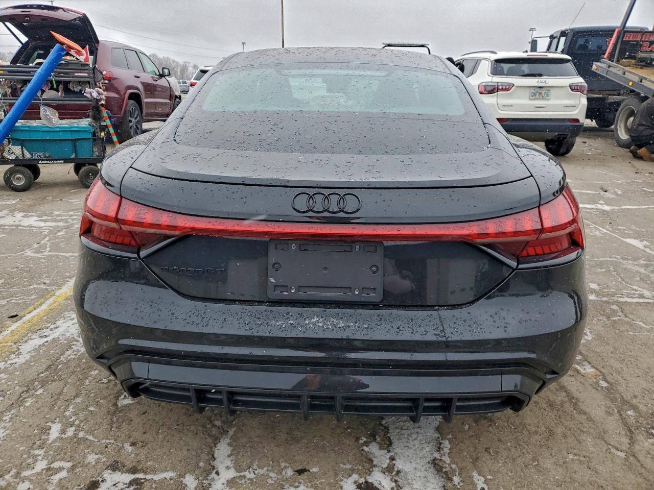 2023 AUDI e-tron GT