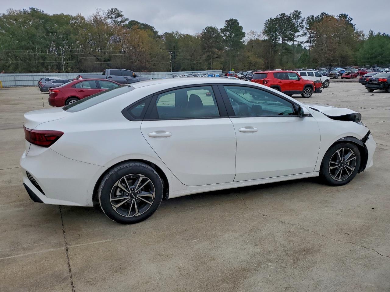 2024 KIA FORTE