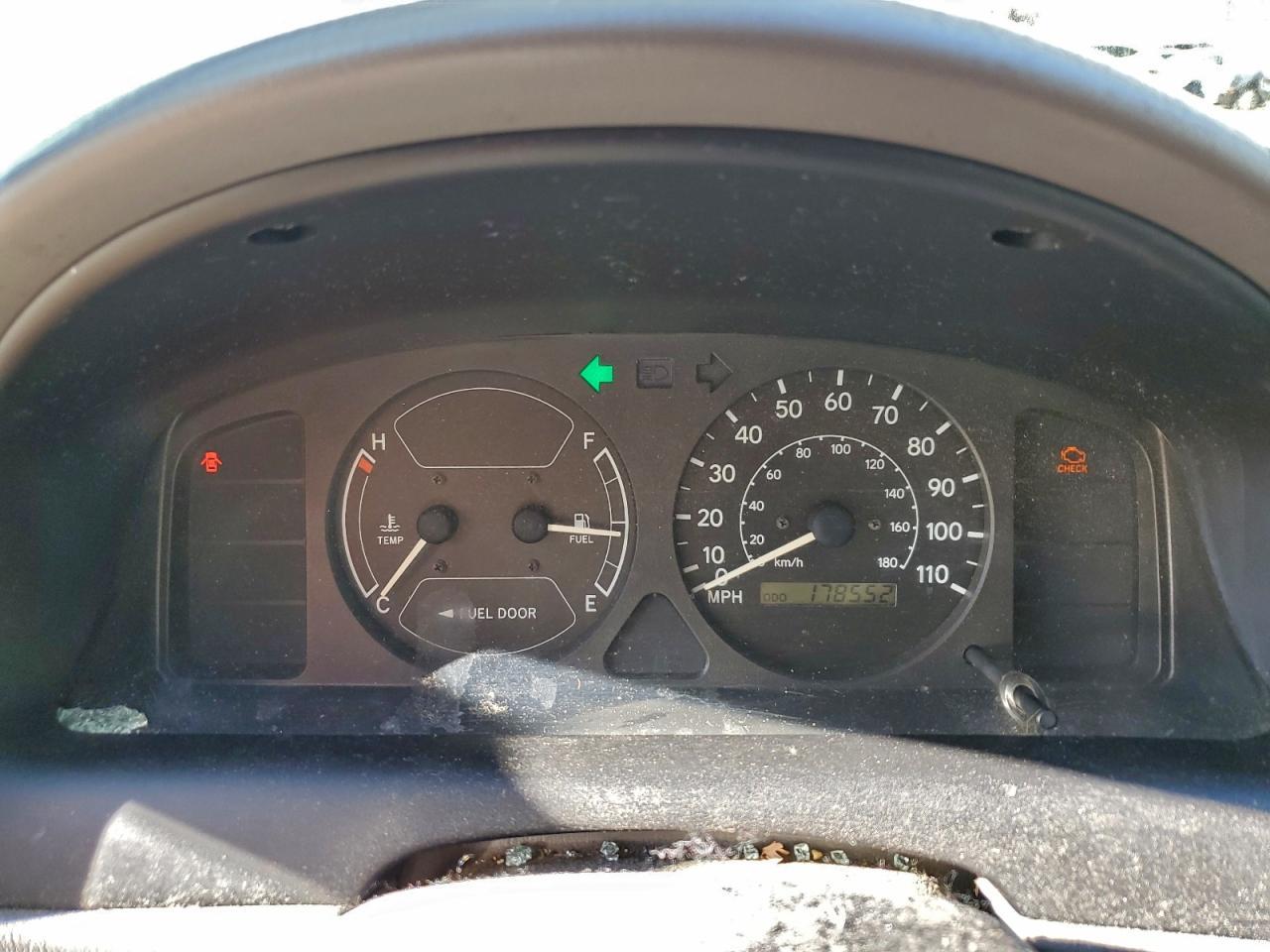 2001 TOYOTA COROLLA