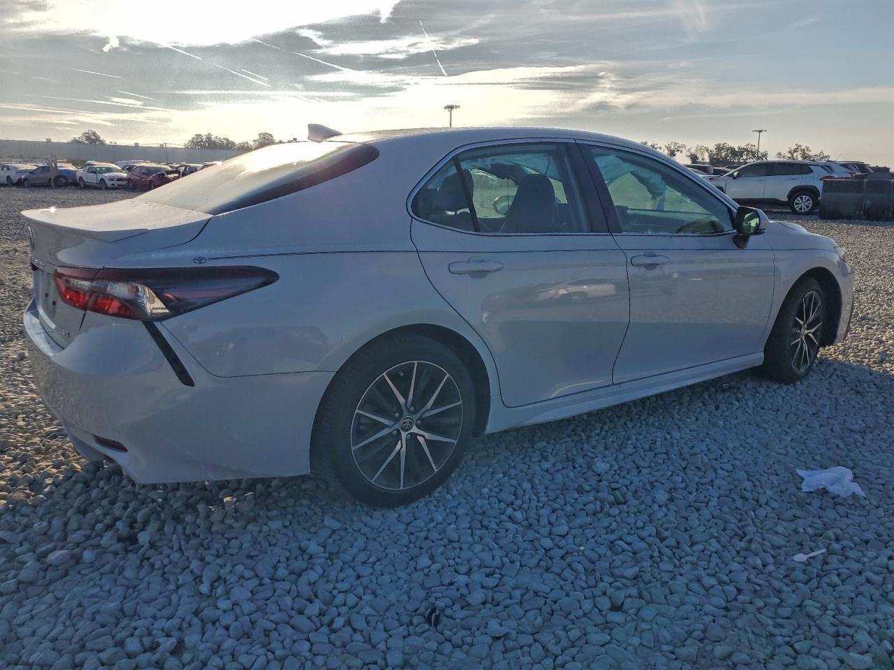 2023 TOYOTA CAMRY