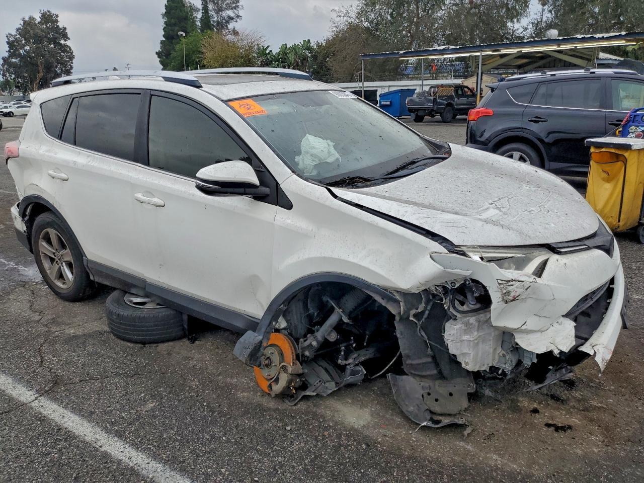 2016 TOYOTA RAV4